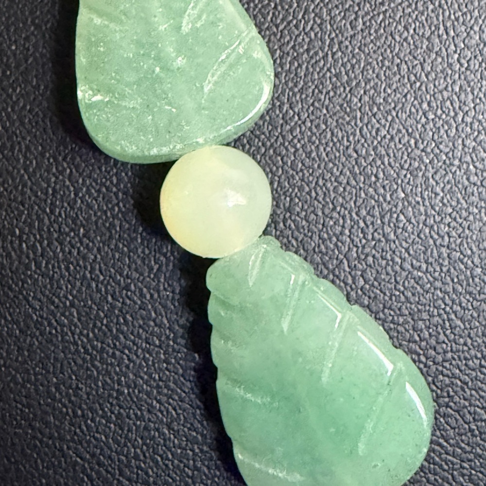 Green Aventurine Carved Leaf Necklace with gemstone Beads - Picture 7 of 16